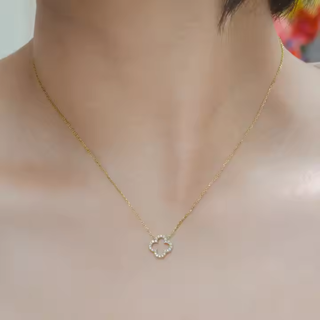 Klee Diamant Halskette